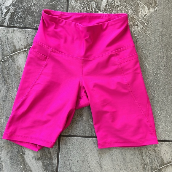 🤍 Bike Shorts Bundled Lot 4 pair size small / medium - Picture 9 of 11